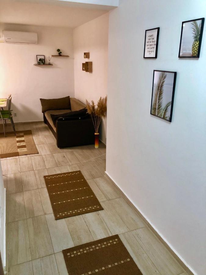 City Break Maya Apartment Oradea Dış mekan fotoğraf
